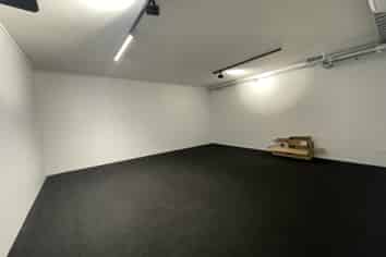 PRIME CORNER OFFICE - 130sqm