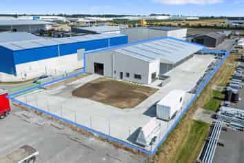 Multi-Use Warehouse & Concrete Yard 