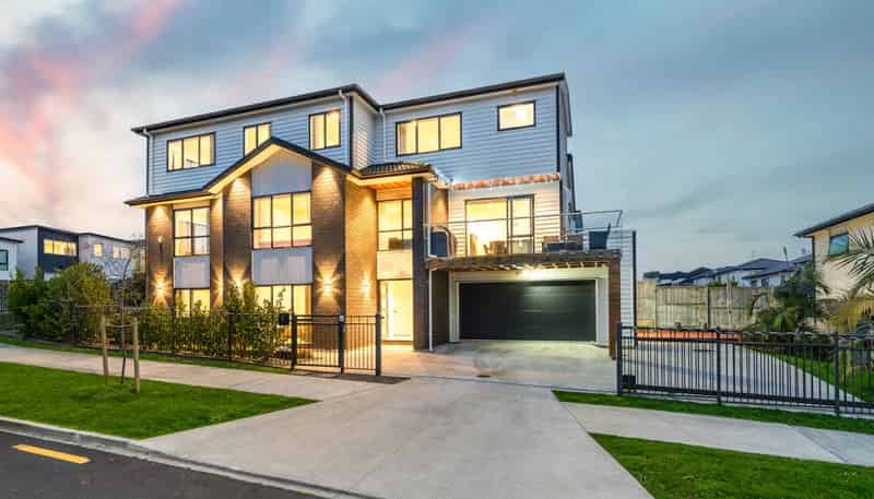 5 Riwai Street, Flat Bush
