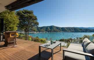 27 Amelia Crescent, Picton