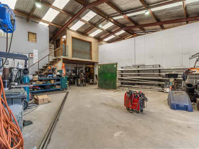 Two Warehouses with Large Yard in Te Rapa