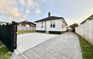 42 Watts Road, Manurewa
