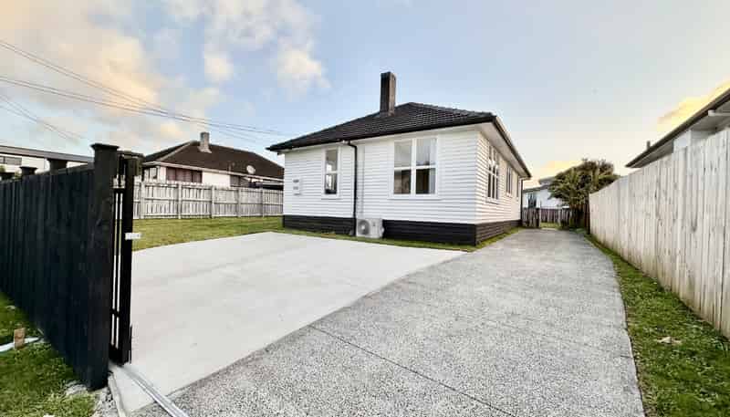 42 Watts Road, Manurewa