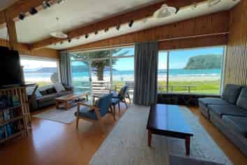 628 Ocean Road, Whangamata