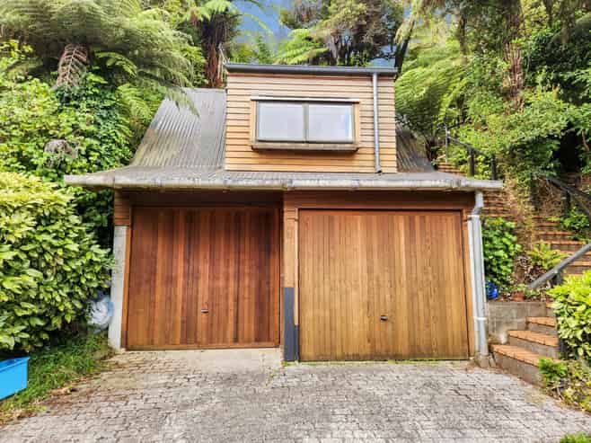 9 Euclid Grove, Kelson