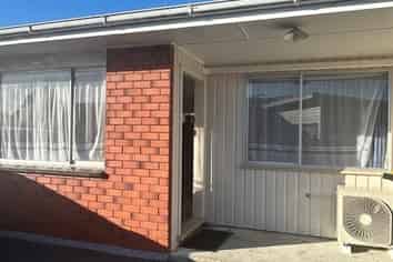3/223 Kimbolton Road, Feilding