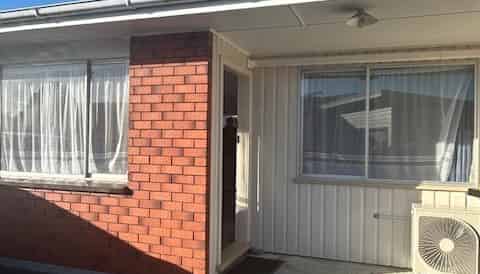 3/223 Kimbolton Road, Feilding