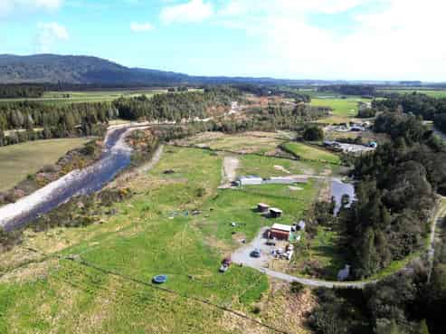 896B Old Christchurch Road, Hokitika