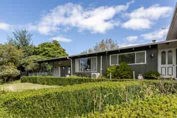 95 Valentine Road, Bridge Pa