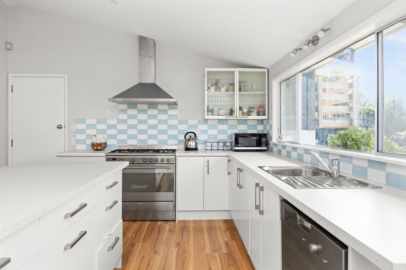 Lifestyle living just minutes from town - Widok 3
