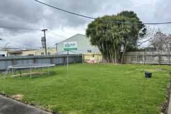 24 Regent Street, Hawera