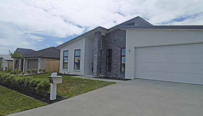 12 Kaiawa Street, Beachlands