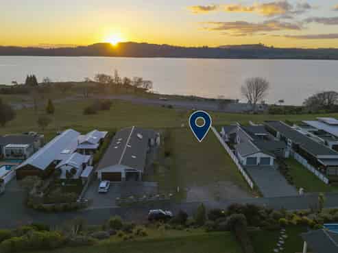 30 Kuiwai Drive, Rainbow Point