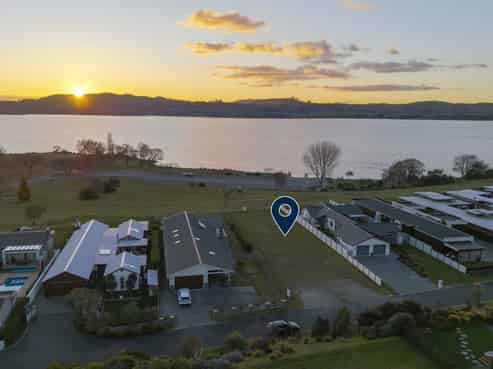 30 Kuiwai Drive, Rainbow Point