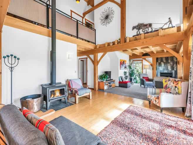 9 Hayfield Terrace, Cust