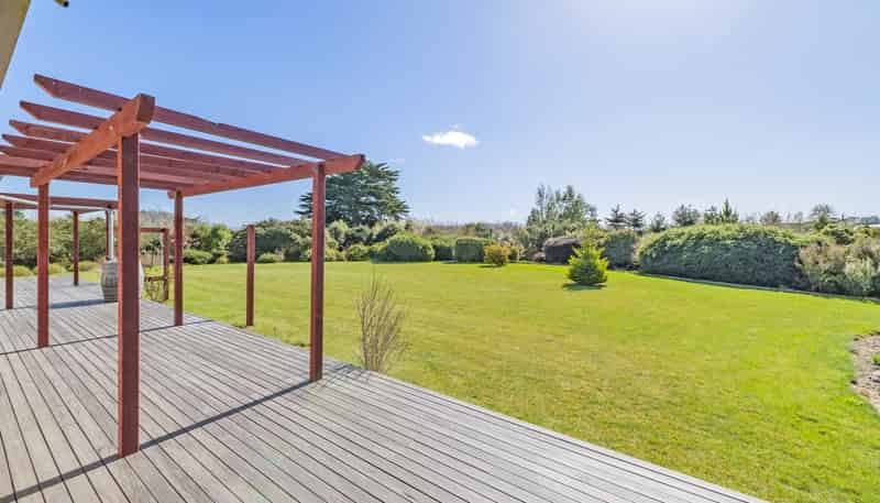 9 Hayfield Terrace, Cust