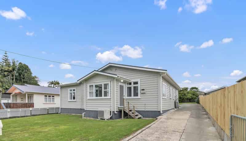 14 Bernard Street, Avenues