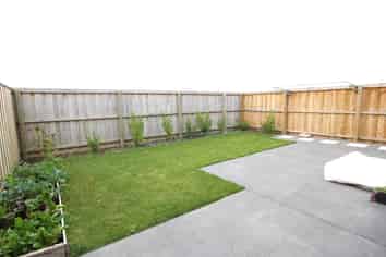 77 Faringdon Boulevard, Craigieburn