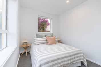 208/2a Oakley Avenue, Waterview