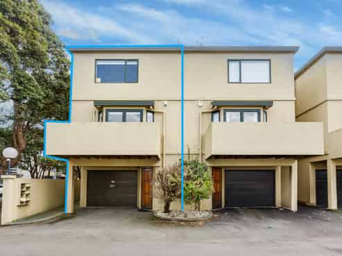 1/7 Raroa Road, Lower Hutt