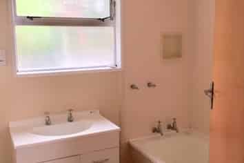E/54 Albert Street, Gladstone