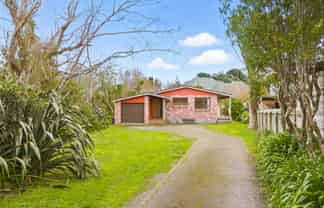 61 Ocean Road, Paraparaumu Beach