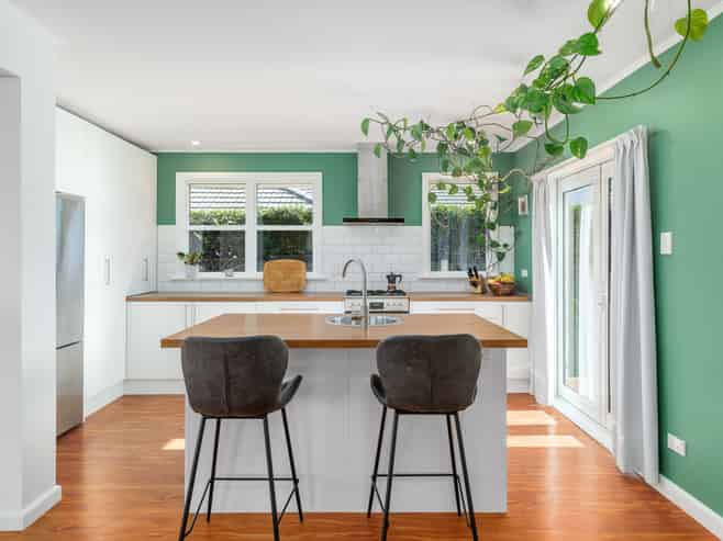 35 Stanbury Avenue, Somerfield