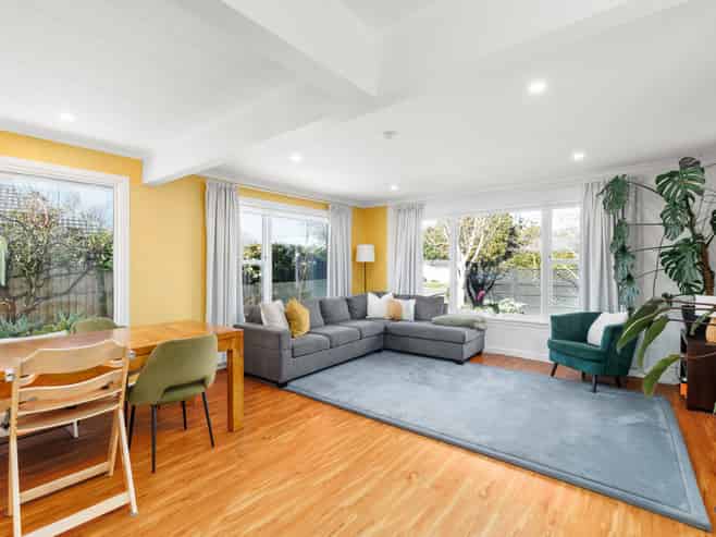 35 Stanbury Avenue, Somerfield