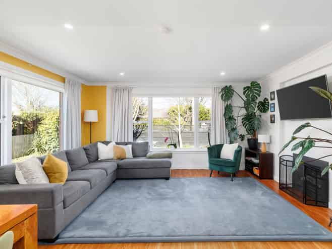 35 Stanbury Avenue, Somerfield