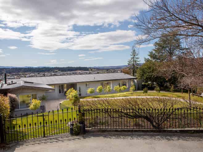 52 Earnscleugh Road, ALEXANDRA