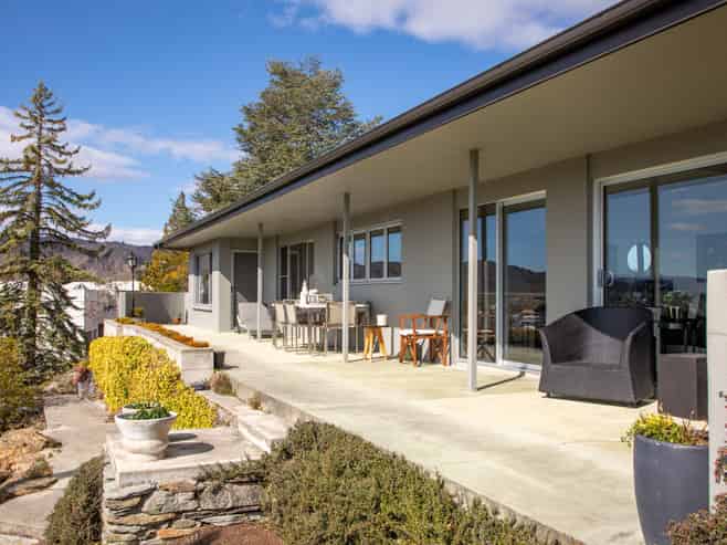 52 Earnscleugh Road, ALEXANDRA