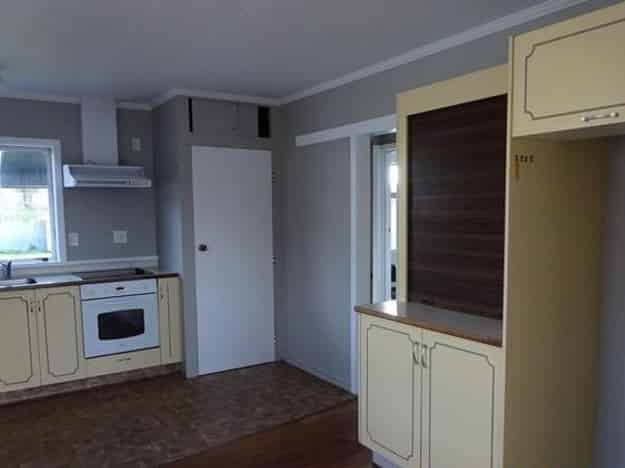 56 Downing Avenue, Pirimai