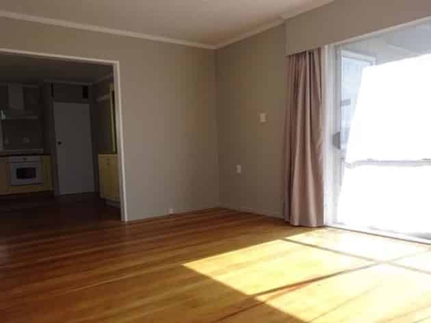 56 Downing Avenue, Pirimai