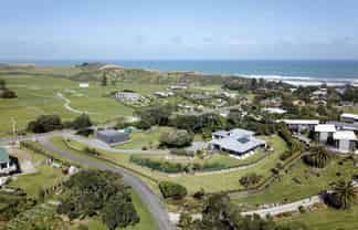 36 Ripiro Drive, Baylys Beach