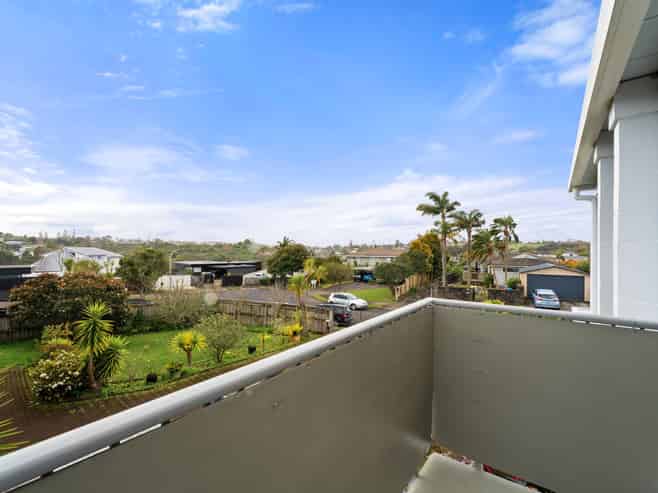 4/12 Cruickshank Crescent, Meadowbank