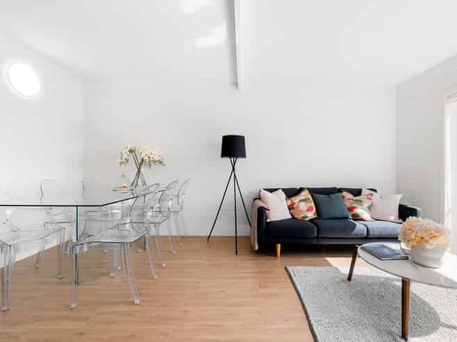 4/12 Cruickshank Crescent, Meadowbank
