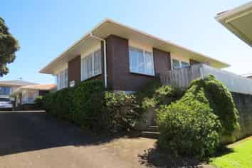 2/110 Young Street, Lynmouth