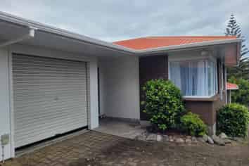 2/110 Young Street, Lynmouth