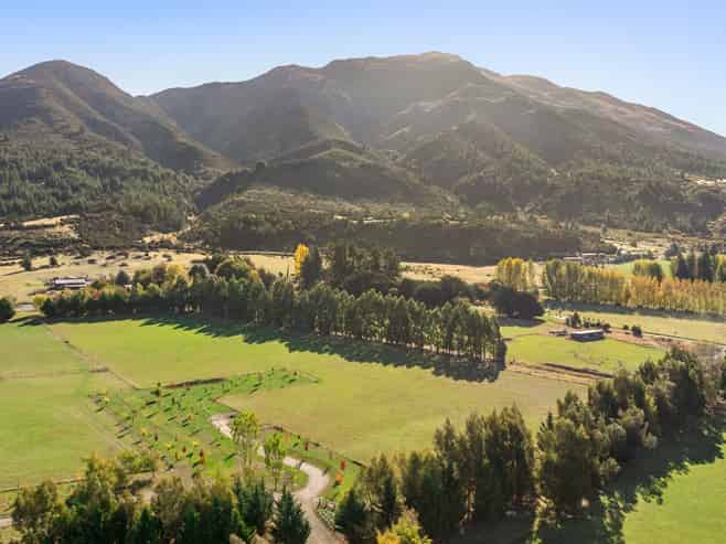 51 Grayburn Lane, Lake Hawea