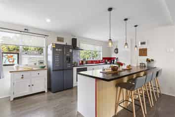 2 Mclaughlins Lane, Westport