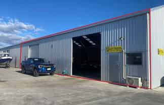 Modern warehouse in secure business park