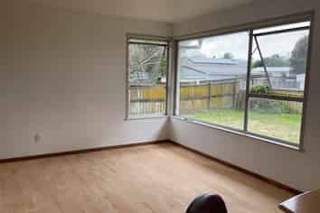 37 Beeston Crescent, Manurewa