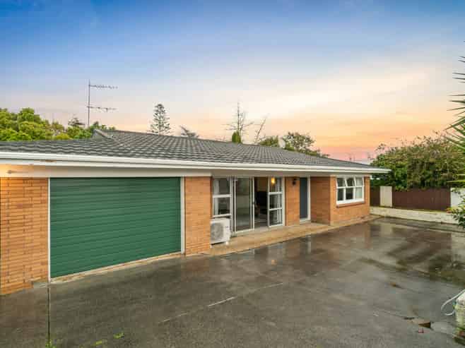 137 Hutchinsons Road, Bucklands Beach