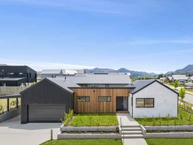 20 Gladbrook Street, Wanaka