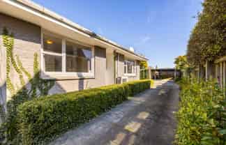 49a Bretts Road, Saint Albans