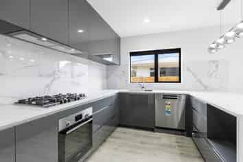 1B Lyndon Place, Manurewa