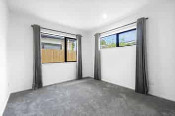 1B Lyndon Place, Manurewa