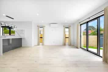 1B Lyndon Place, Manurewa