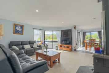 11 Ryall Road, Paeroa