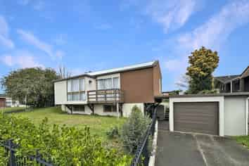 8 Banks Place, Tawhero